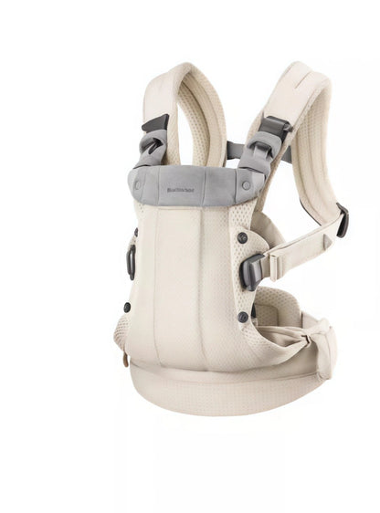 BabyBjörn Harmony Carrier Mesh in oatmeal beige – neutral tone with breathable mesh construction ideal for parents seeking style and function